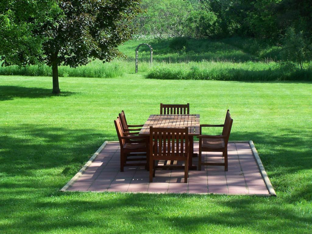 Saratoga Farmstead B&B サラトガスプリング エクステリア 写真