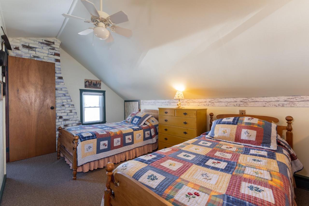 Saratoga Farmstead B&B サラトガスプリング エクステリア 写真