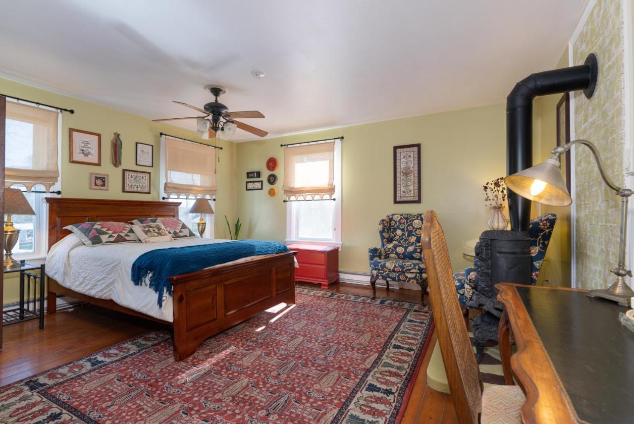 Saratoga Farmstead B&B サラトガスプリング エクステリア 写真