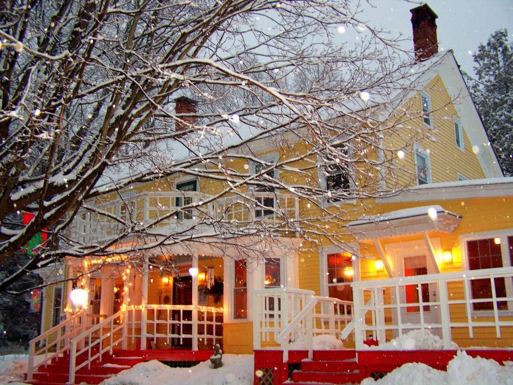 Saratoga Farmstead B&B サラトガスプリング エクステリア 写真