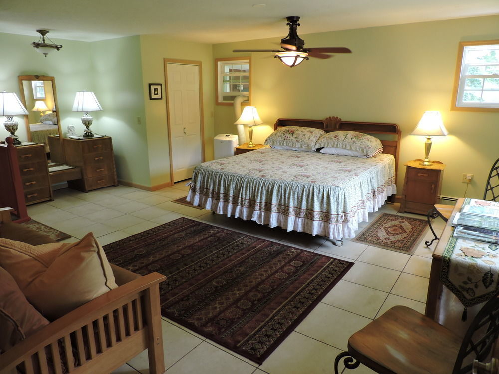 Saratoga Farmstead B&B サラトガスプリング エクステリア 写真